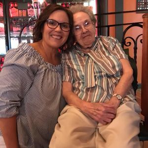 Meet your Posher, Leah